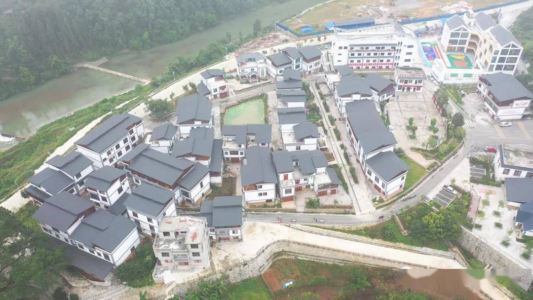 家乡|文秀“在家乡建幼儿园”的愿望实现啦