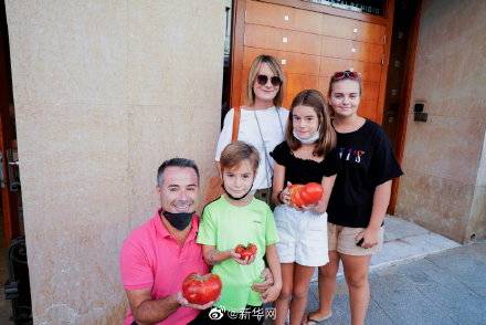 西班牙|西班牙举办最丑番茄奖