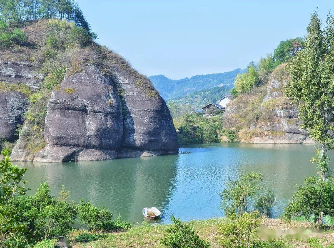 19~21紫鵲界,漵浦穿巖山景區,思蒙3天2晚750(車費,保險,5正2早2住1