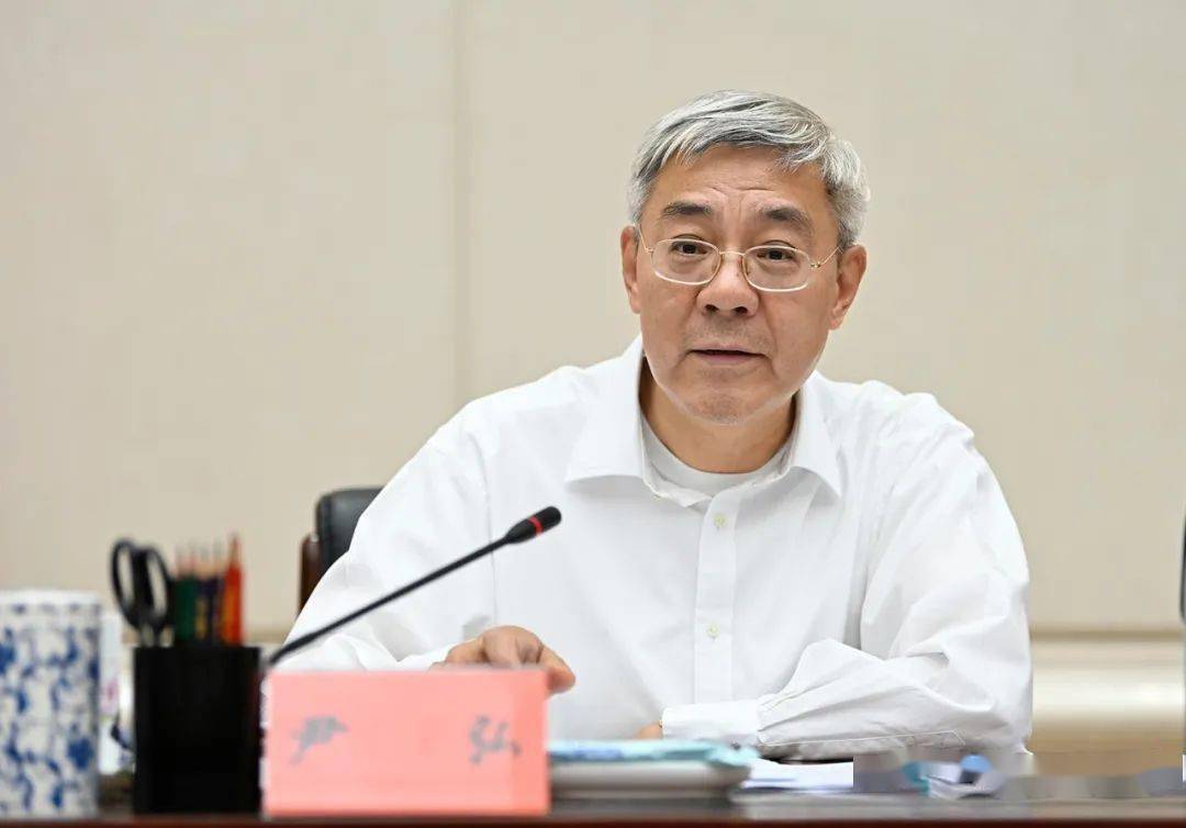 尹弘在省委党史学习教育领导小组会议上强调不断深化我