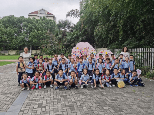 南京市樱花小学校徽图片