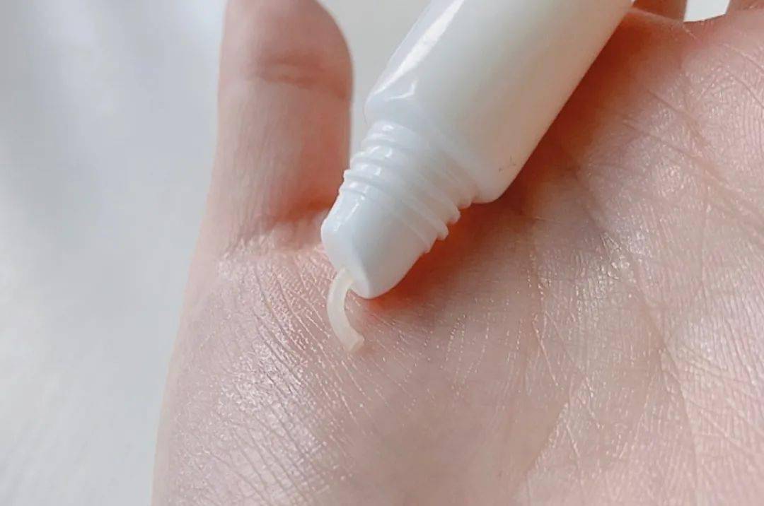 急救|唇纹又深又显老!急救起皮干裂,嘴巴像融化了一样,又软又糯贼滑溜!