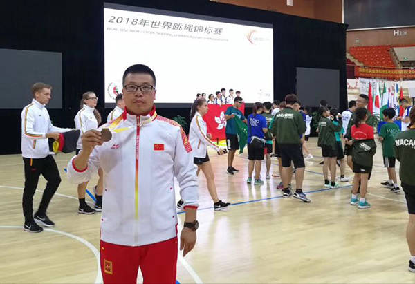 训练量|跳绳受伤频繁上热搜，症结在哪里？世界冠军教你怎么练