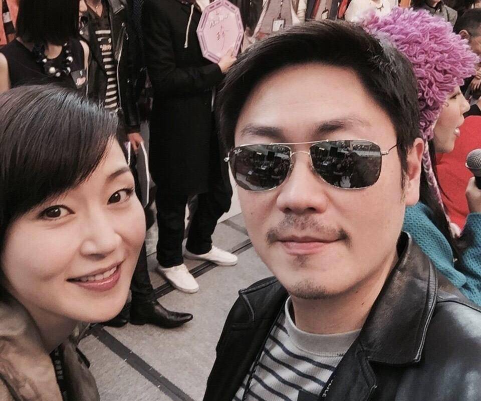 恭喜!tvb"绯闻王"李思捷公开恋情,女友长相甜美酷似刘佩玥