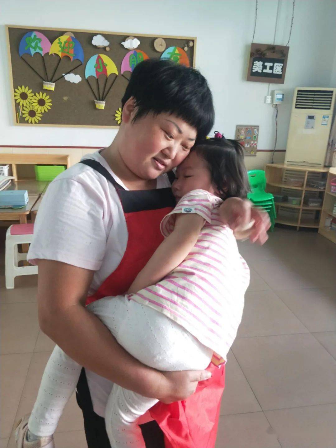 活动|镇安县幼儿园开展小班幼儿开学活动