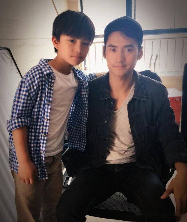 一世:周生仁才15岁,但剧中已包揽霍建华龚俊王凯陈坤的童年_刘若谷