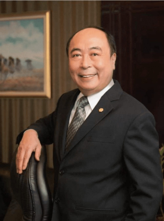 20岁夺港姐冠军30岁秘婚35岁二婚嫁豪门48岁再嫁初恋获幸福