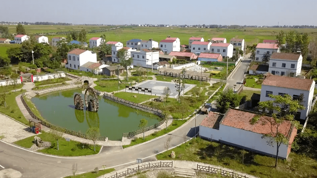 千村千景襄阳全域美丽乡村建设树全省标杆