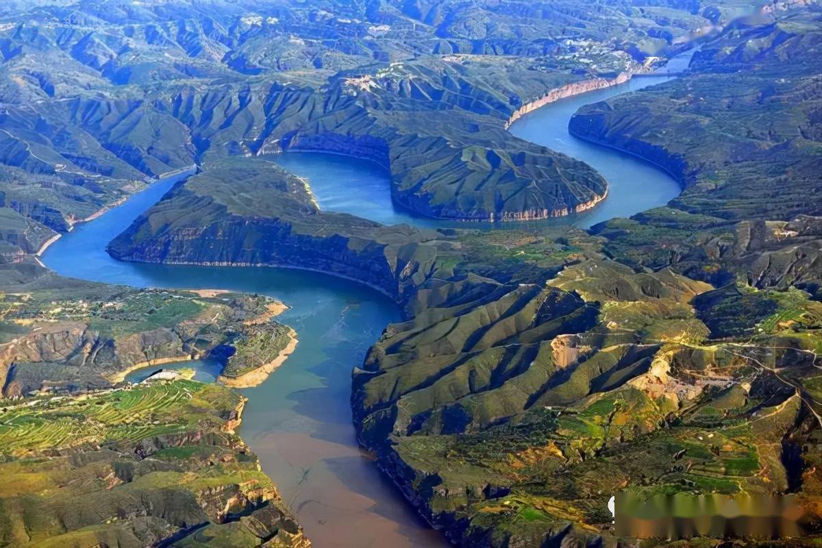 黄河边唱响"漫瀚调"图克镇党委委员,宣传委员胡珍川说,目前在沿胡图克