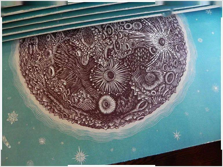 惊艳丨月亮中的版画浮雕