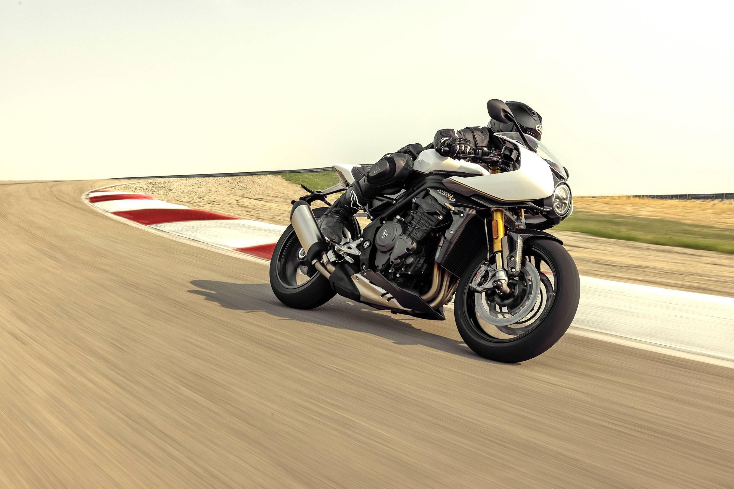 凯旋全新街跑车 2022 speed triple 1200 rr