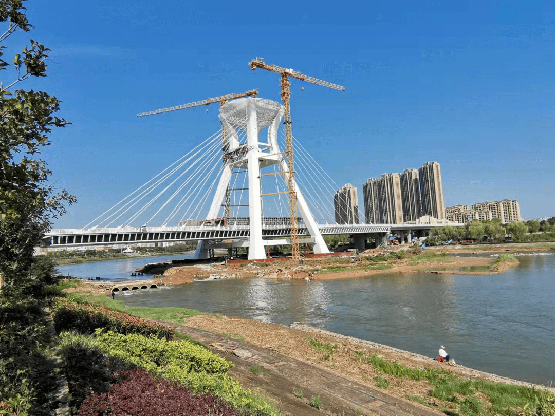 邓州平城门,三贤大桥,穰城大桥,彩虹大桥实拍