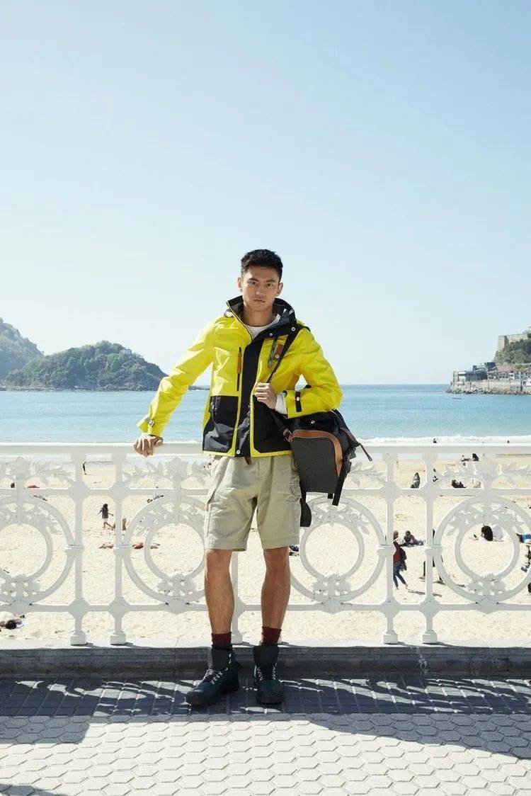 口袋 舒适又时髦的出行搭配指南