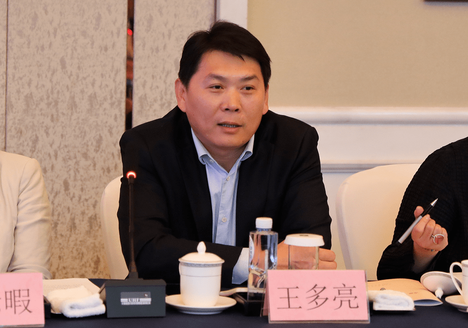 碧桂园辽西区域总裁王多亮表示,凌源营商环境优越,从征地到开工建设