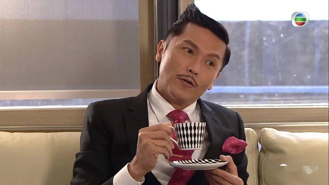 关礼杰曾被tvb炒鱿鱼回巢18年后再度离开