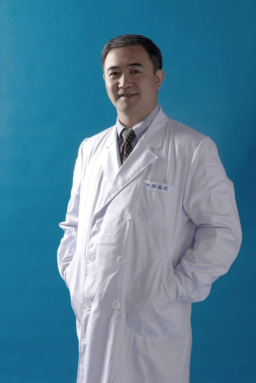 十佳查奖风采口腔医学院陈智老师风采展示