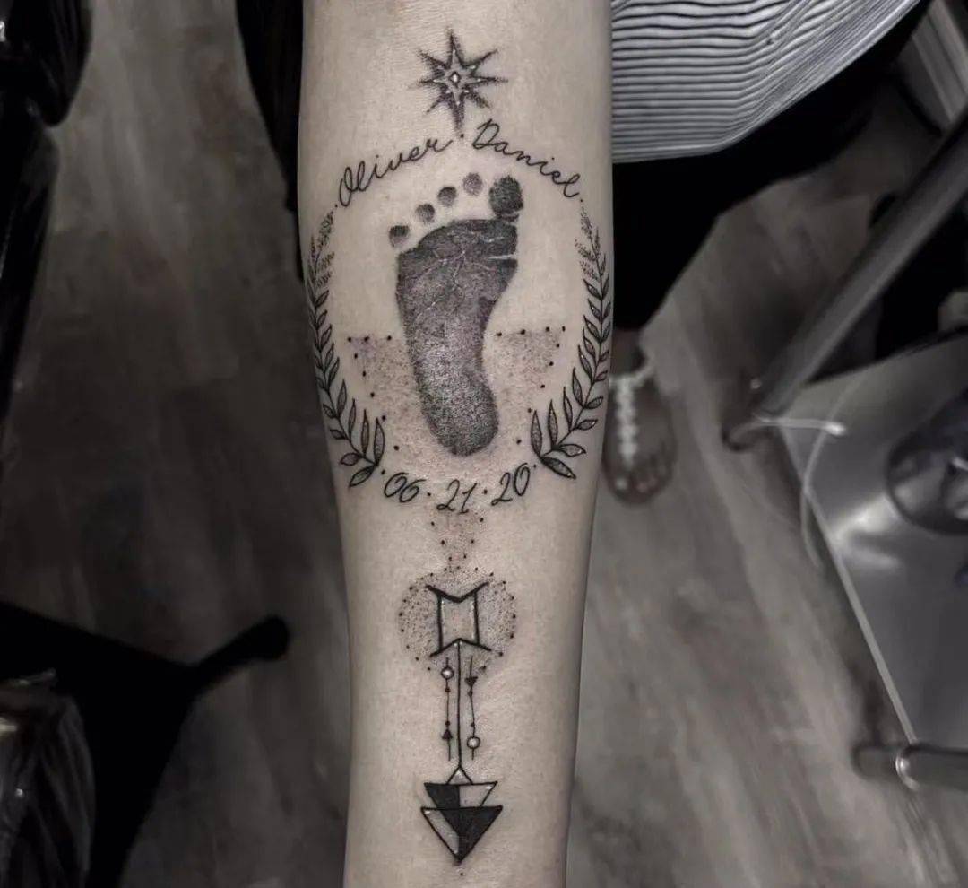 千里之行我们也要一步一个脚印的走