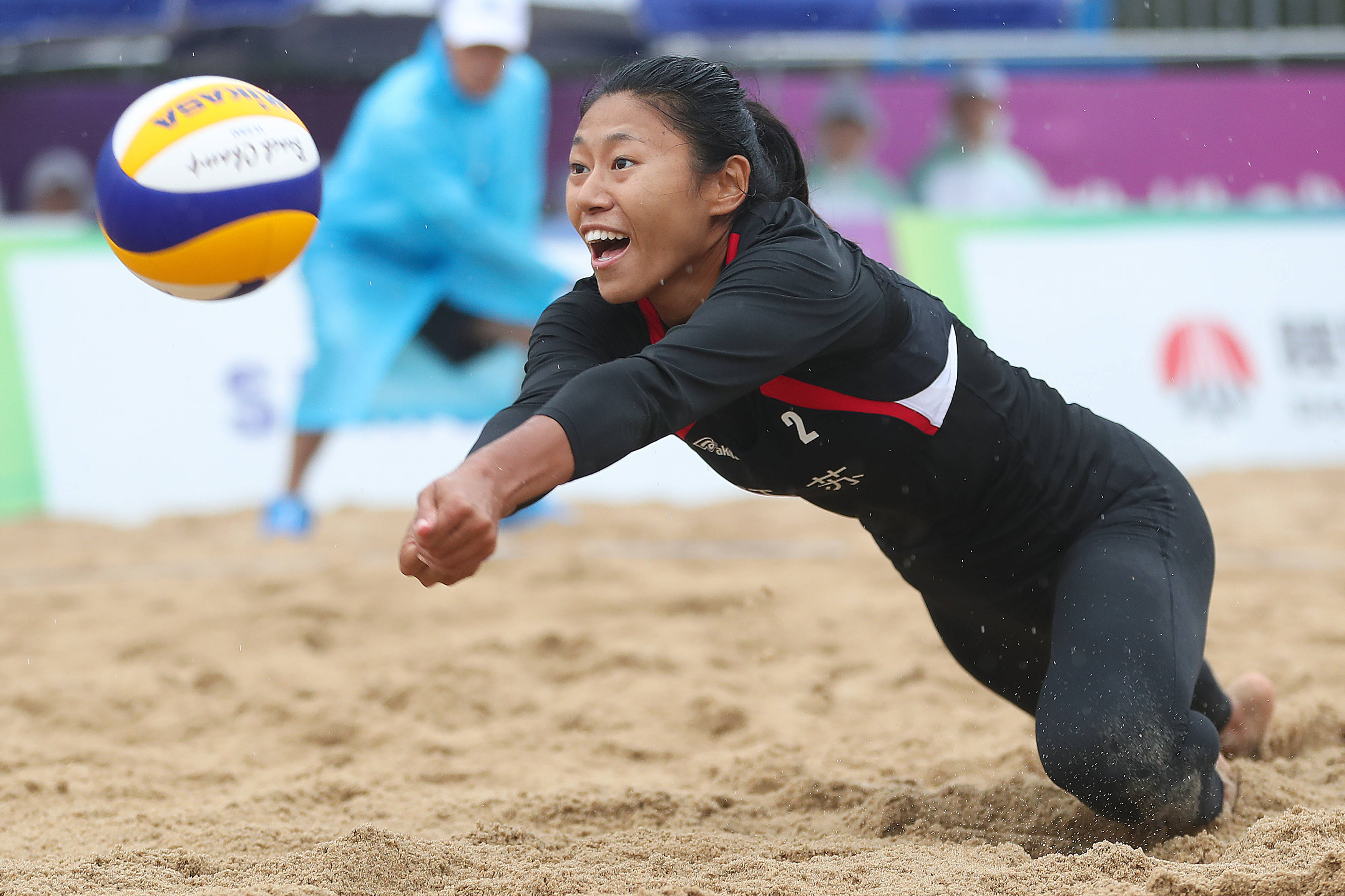 沙滩排球——女子成年组:江苏一队获得铜牌