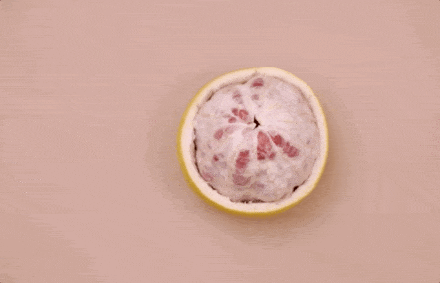 三红柚子上线了脆嫩无渣甜爽多汁吃一次想一年