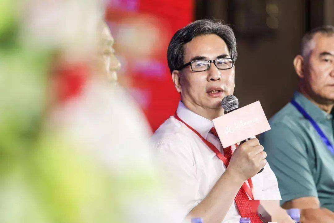 福清人物周宗文靠做金银珠宝生意白手起家大赚122亿财富