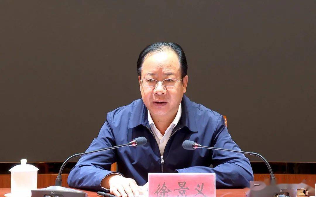 甘肃岷县县长图片