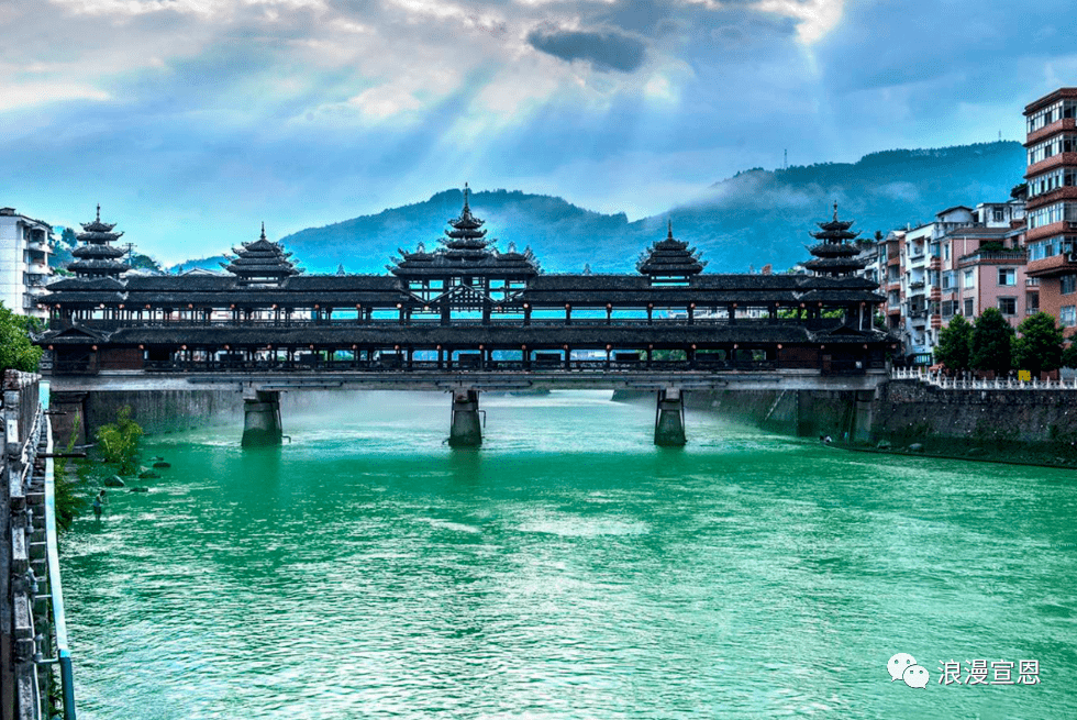 丰富媒体矩阵多元传播方式文旅大咖点赞宣恩文旅