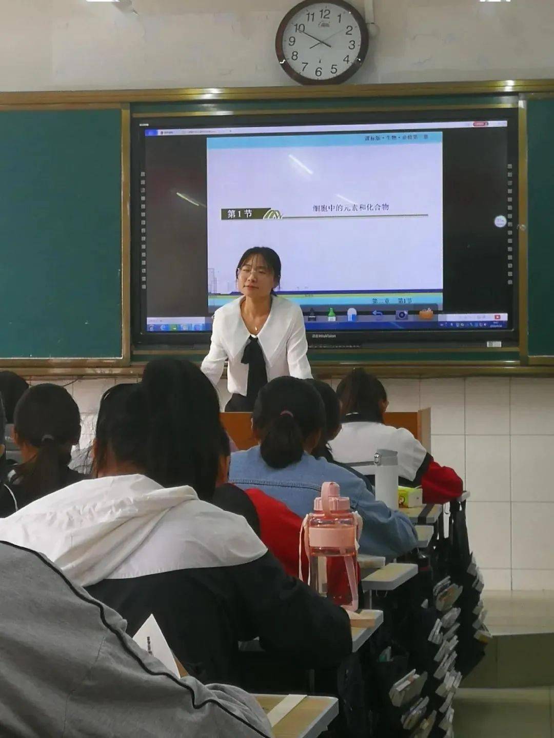 章丘五中这位老师这样做……_张俊