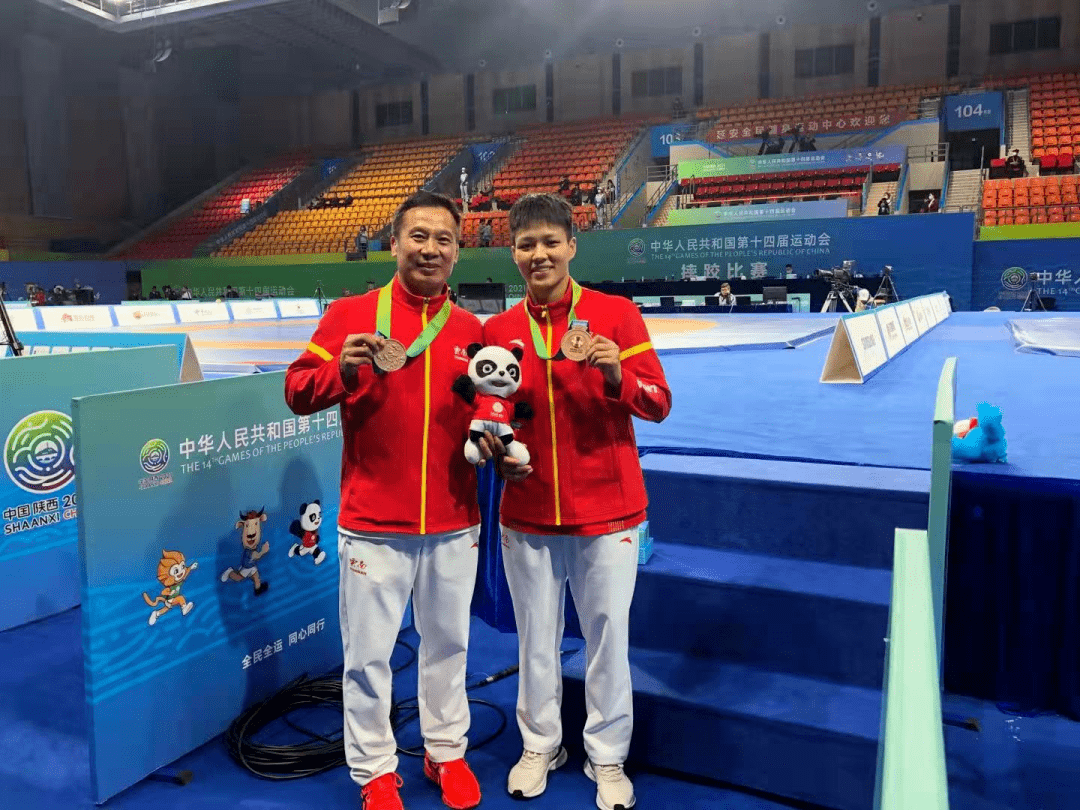 德宏姑娘龙佳全运会摘得铜牌!