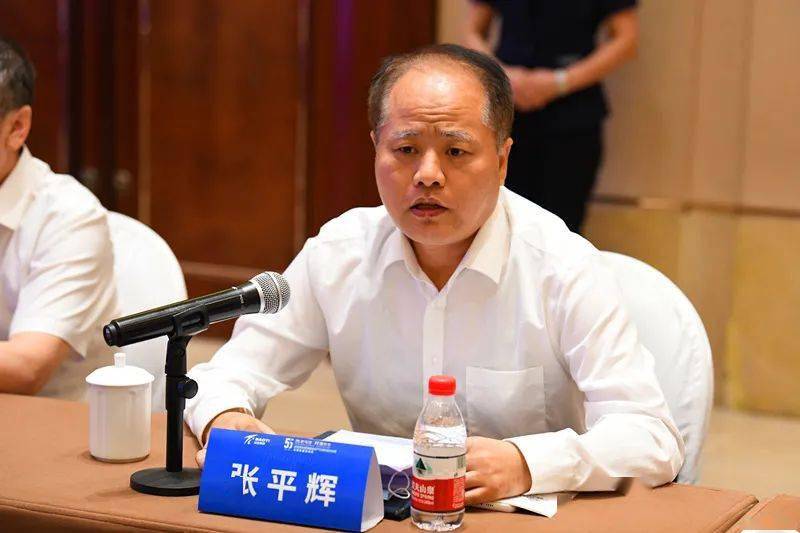 公司举行庆祝建设投产55周年座谈会暨公司志发布仪式