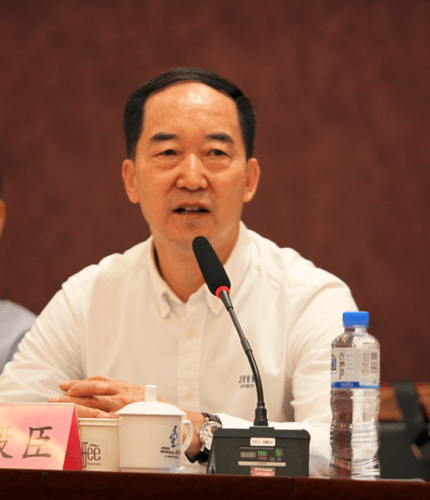 苏胜良,刘长健,内蒙古自治区交通建设工程质量监测鉴定站站长王殿臣