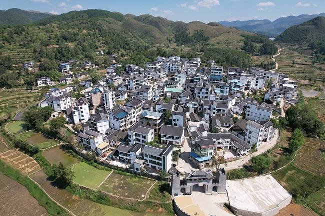 施秉县双井镇视声监控安装入村户构建数字化乡镇新风貌