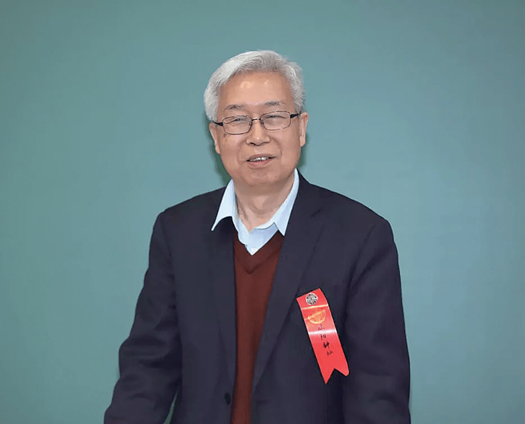 专家观点 | 欧阳钟灿院士:从液晶材料的探索到无处不在的"中国屏"