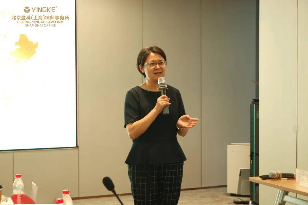 华东政法大学刑法学教授博导何萍教授作为沪上知名高校的资深教授