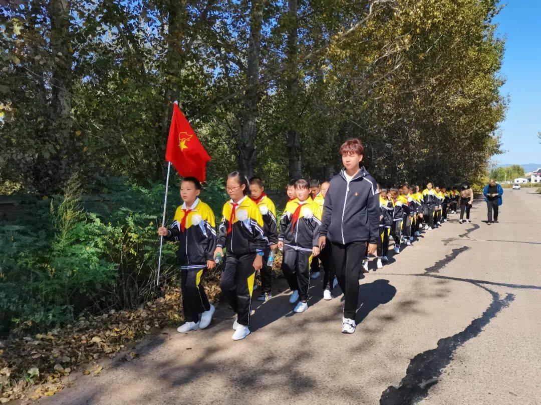 朝阳川光华小学图片