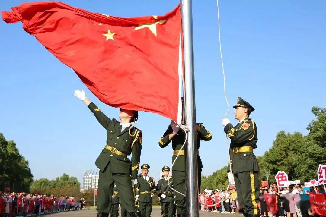 愿您山河锦绣繁荣富强上海大中小学举行升旗仪式把美好