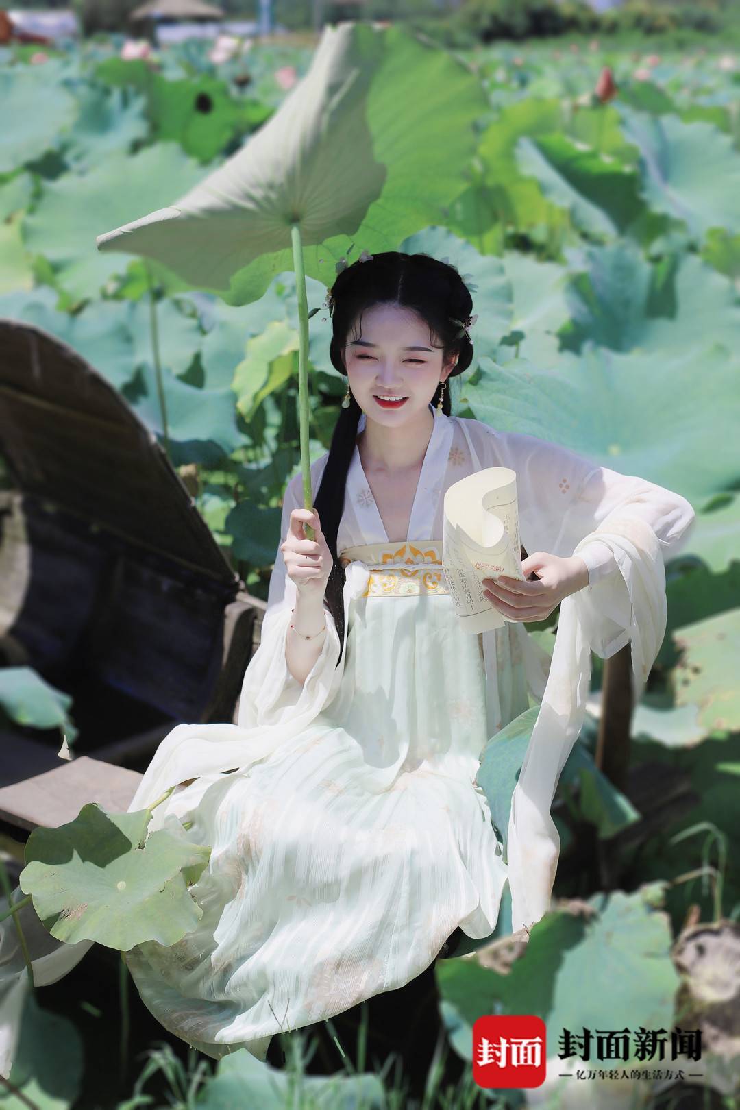 成都 从商品包装设计师到汉服设计师 山迟汉服创始人：让更多人穿上华夏之裳