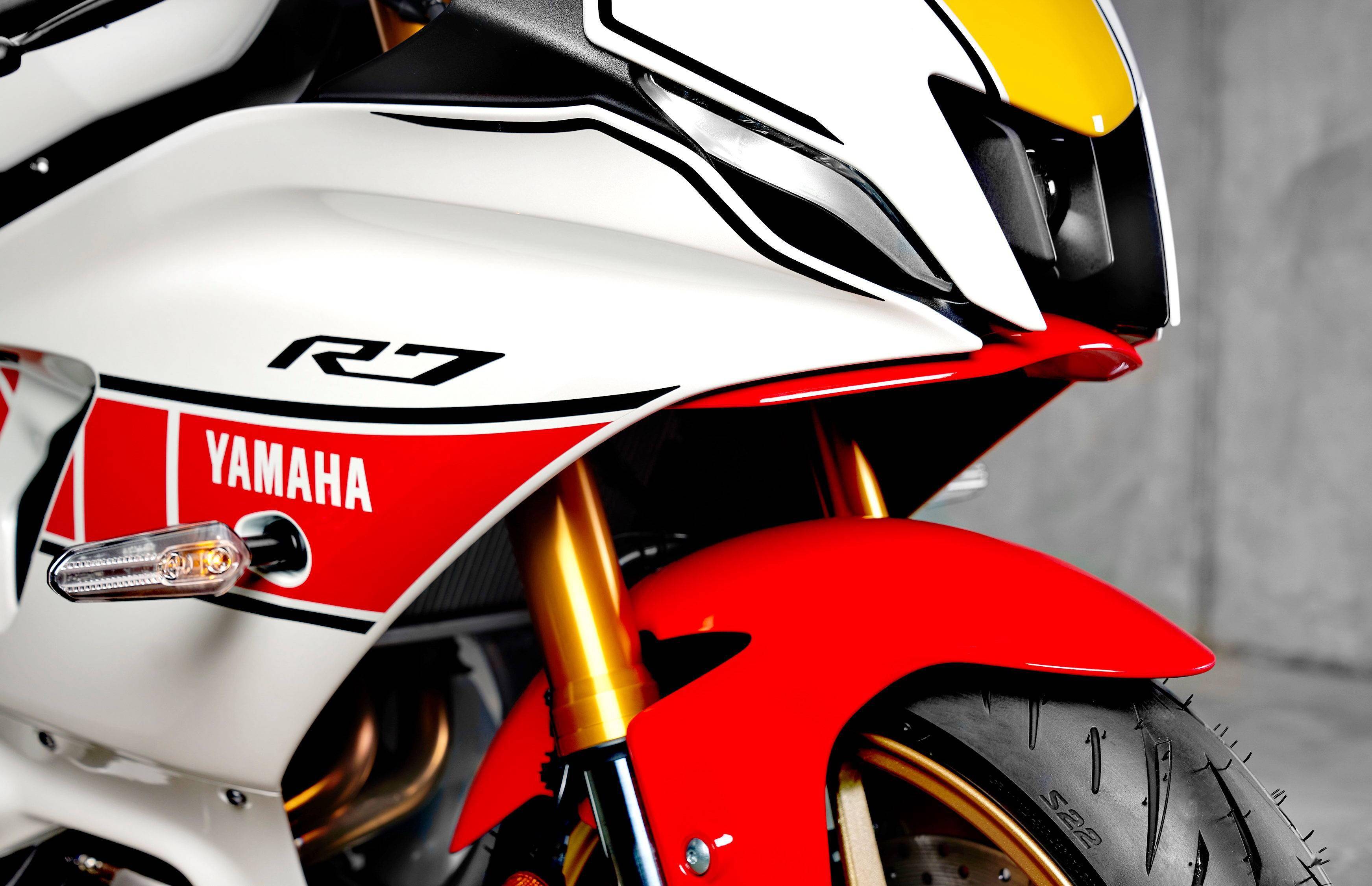 yamaha 2022 yzf-r7 中型跑车