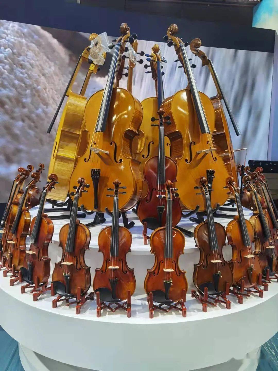 点赞确山小提琴打卡深圳文博会