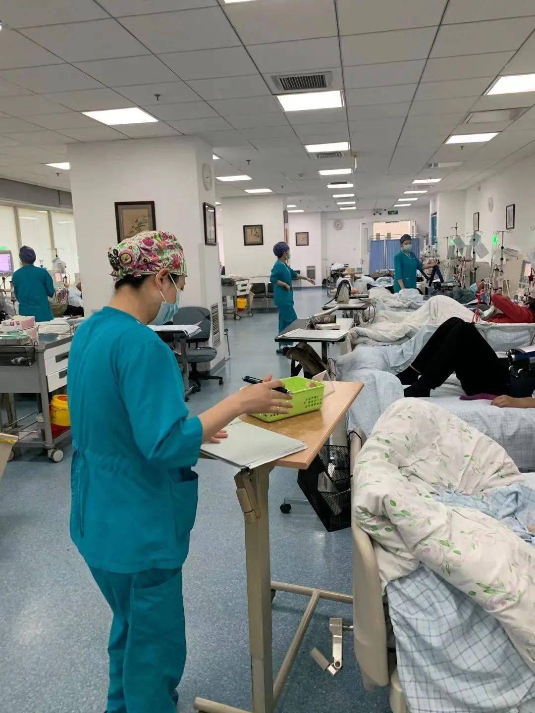 急救中心护士上班时间 4d4156c2378d4a9f8e8da8226796cc12.jpeg