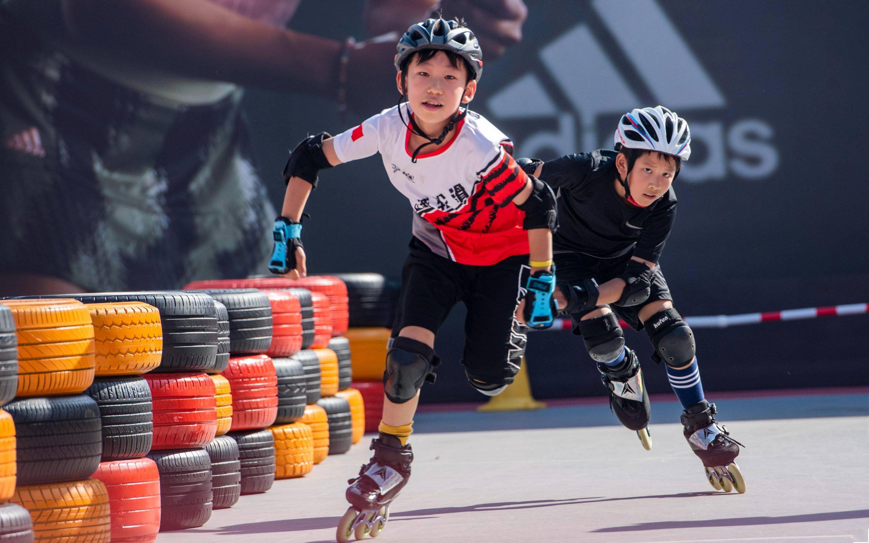 阿迪达斯街头嘉年华有好戏,三人篮球,轮滑轮番上演