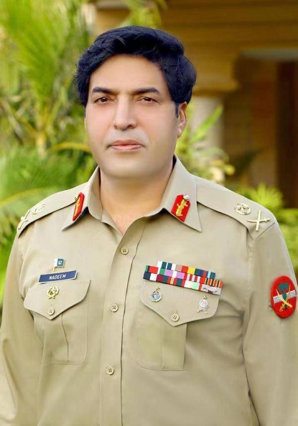 巴基斯坦更换三军情报局局长