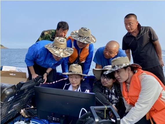 识别|这款能帮你抓海鲜的水下机器人，了解一下？