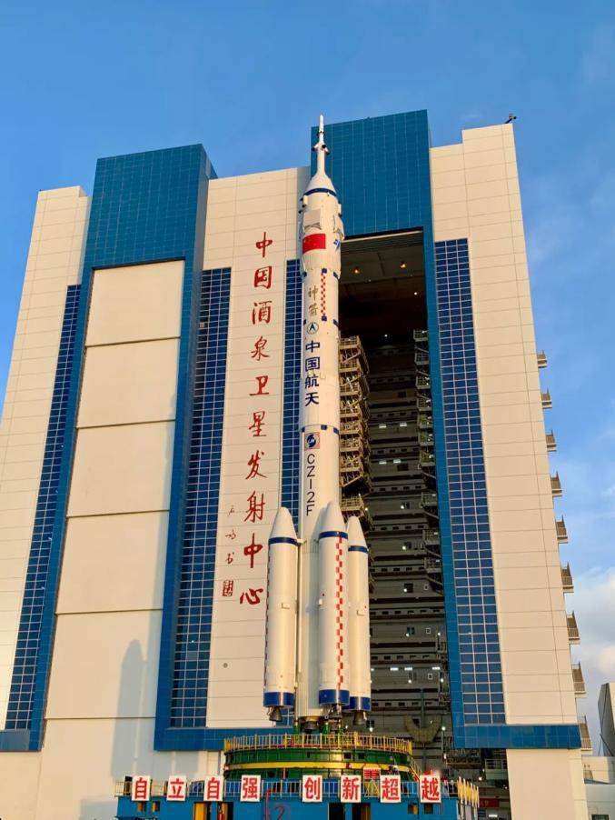 飞船|神十三“三人组”将出差183天，太空之旅为何一定要三人行
