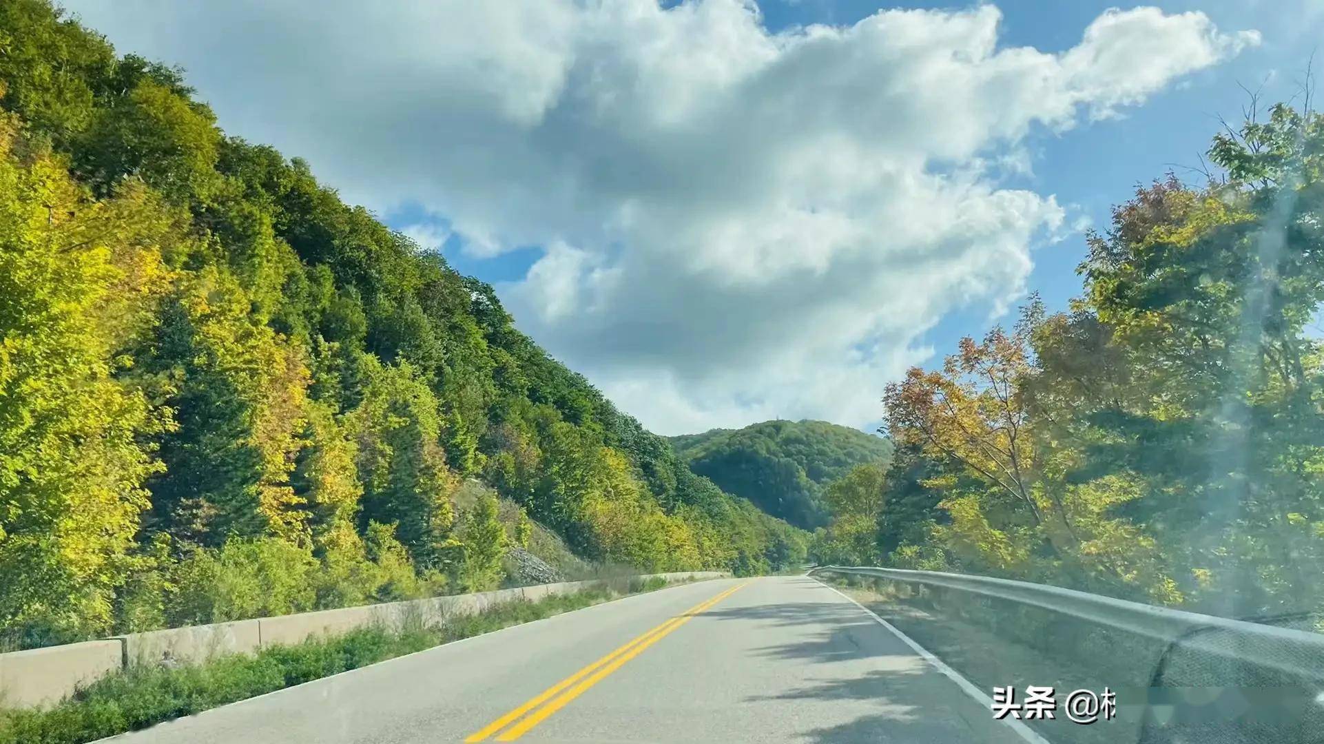 两种天气拍下的景色对比 你更喜欢哪种色彩下的景色