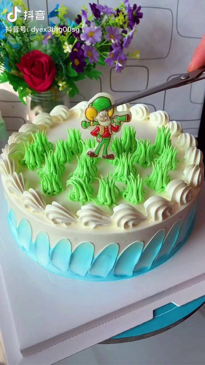 光头强吃蛋糕,一看就会蛋糕美食生日快乐