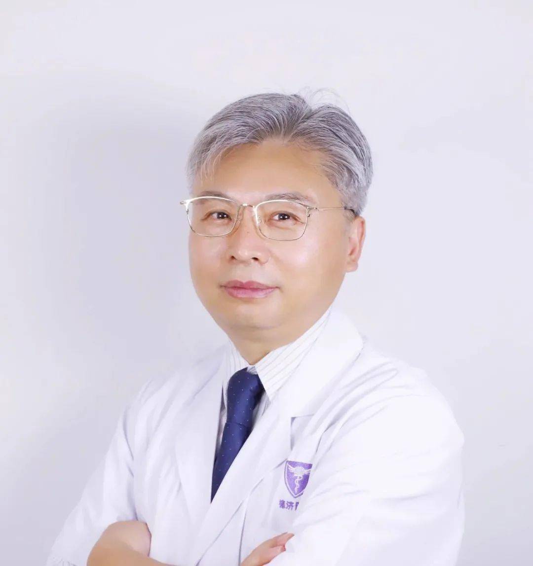 中新网丨女子患鸡蛋大肝血管瘤,医生开4个小孔拆除"定时炸弹"_施宝民