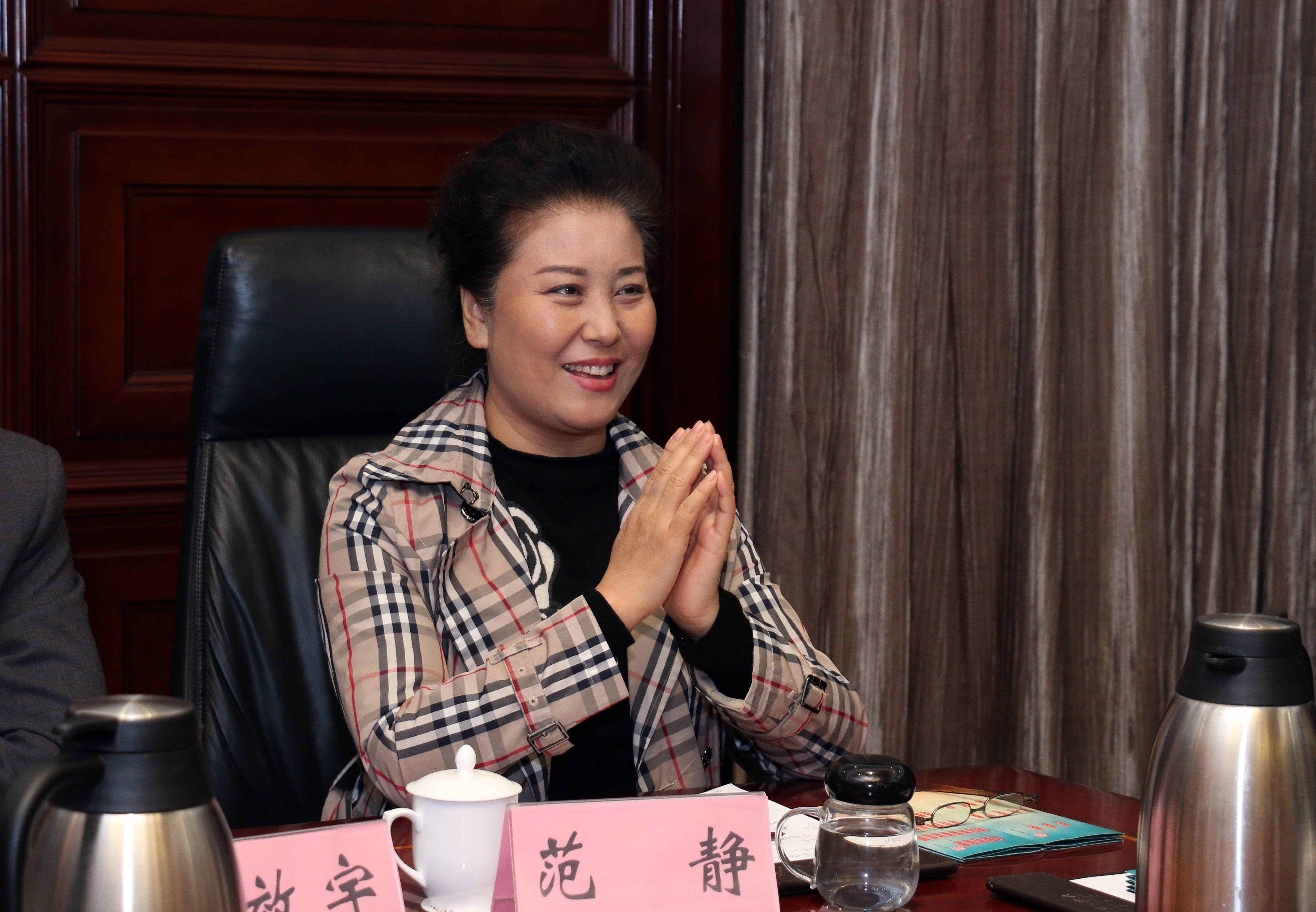 身为河南豫剧院青年团副团长,河南省戏剧家协会副主席的范静表示