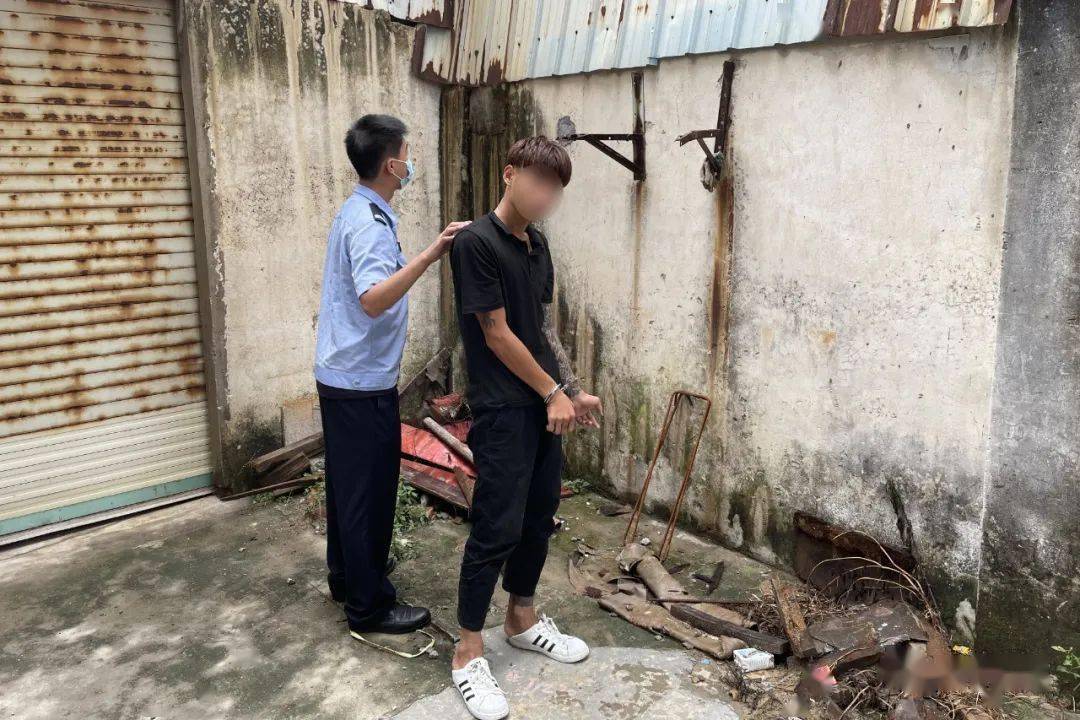 指认现场曝光!揭阳两男子在公寓内被抓,最小年仅14岁