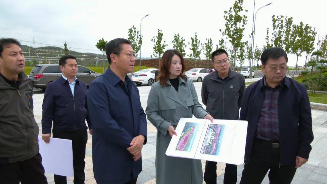 张晋文县委常委,县委办主任张翀丹河新城重点项目建设情况进行调研