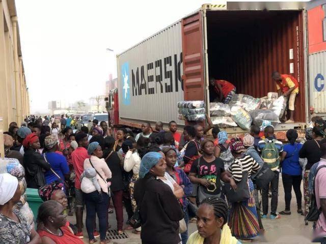 市场 日赚 20 万！你扔的二手货在非洲是宝，破产老板靠二手衣服东山再起